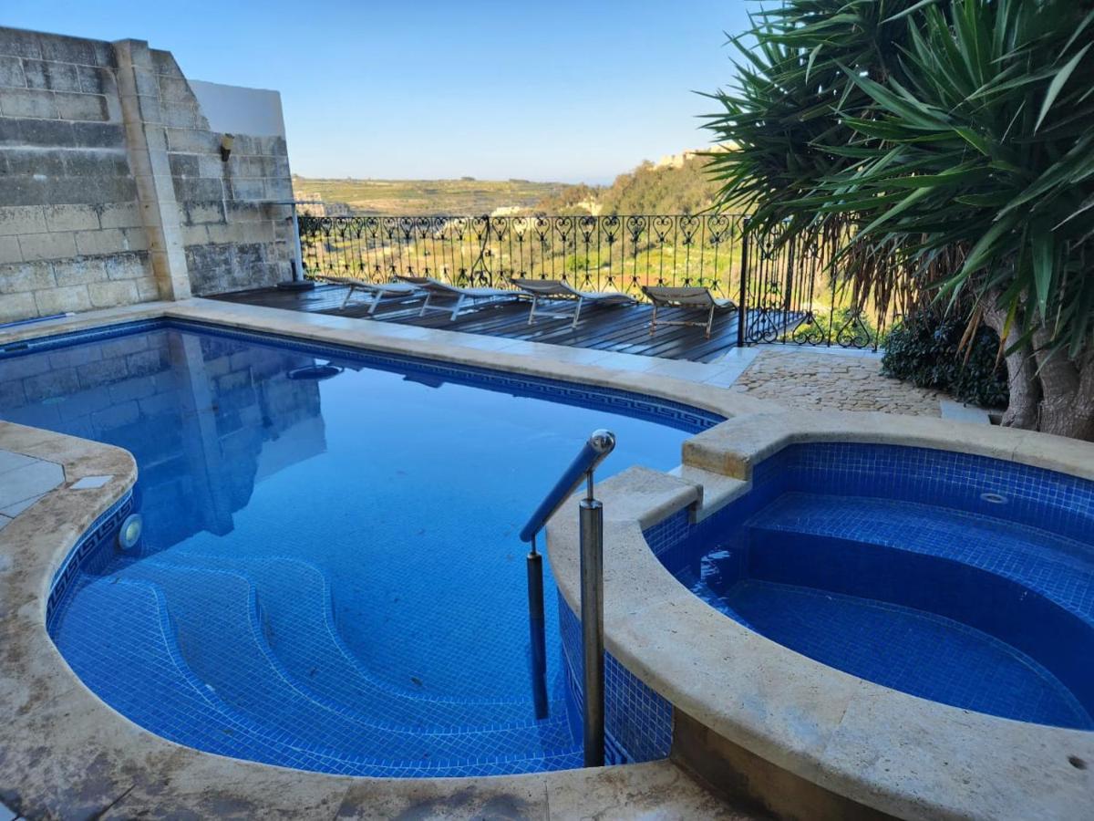 Tranquil Escape In Gozo Shared Pool & Morning Meal Bed and Breakfast Ghajn il-Kbira  Exterior foto